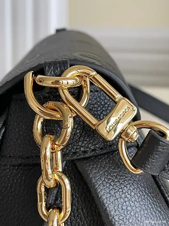 AAA Pruses Bags LOUIS VUITTON FAVORITE 0521